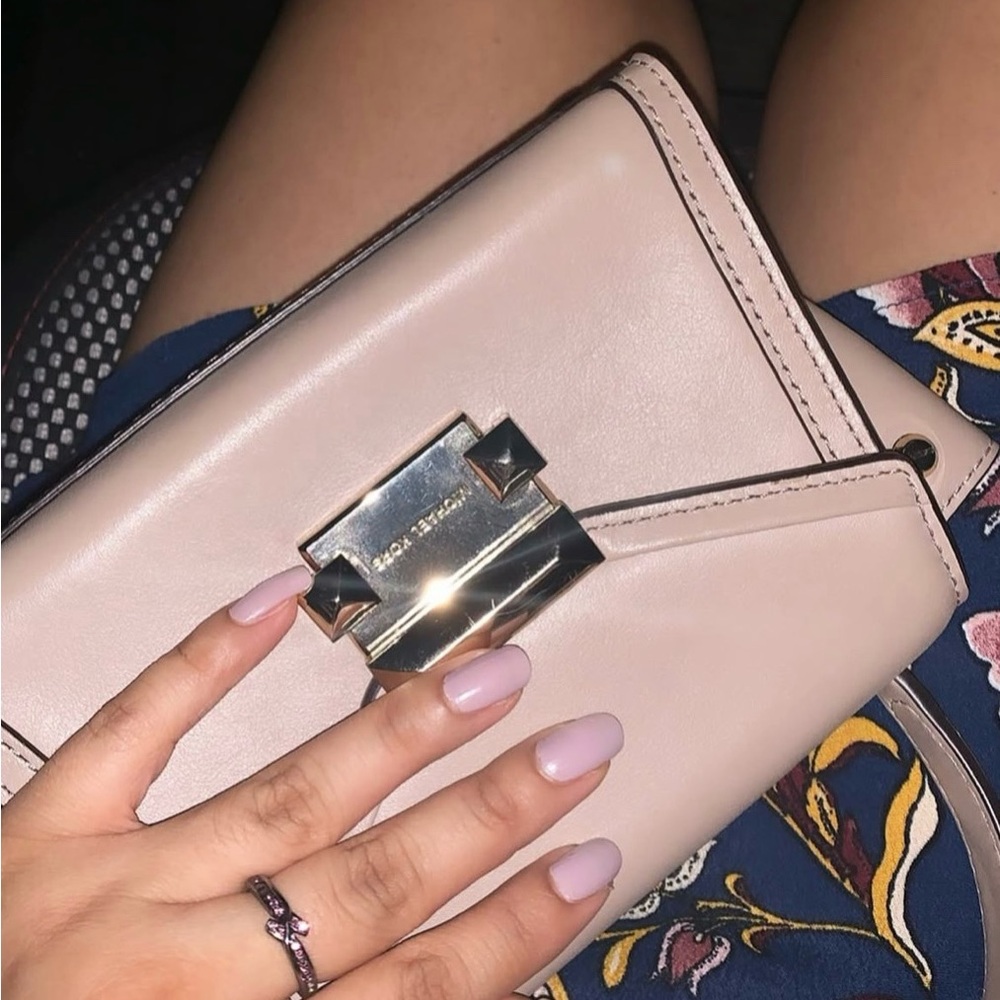 Kelly Structure Crossbody Satchel Bag - Picture 7 of 7